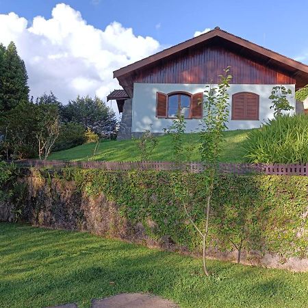 Quinta Das Flores Hospedaria Campos do Jordão エクステリア 写真